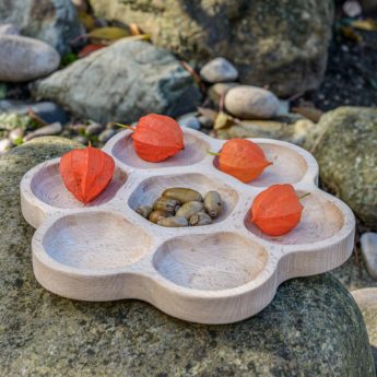 Natural wood tray for loose parts and counters