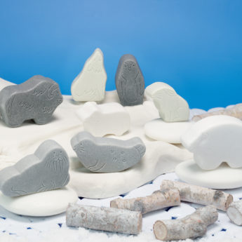 8 durable stone play figures