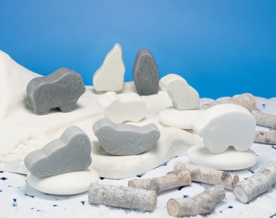 8 durable stone play figures